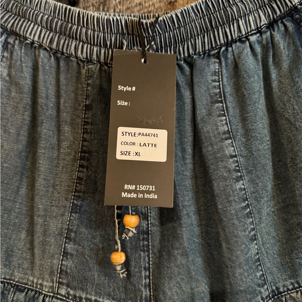 NWT-Young Threads Tiered Wide Leg Pant - Picture 3 of 6